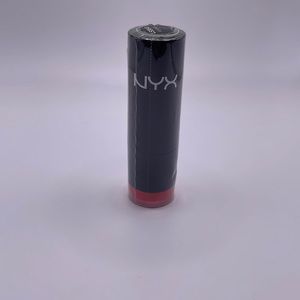 NYX Femme Lipstick 💄